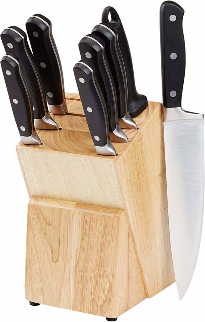 AmazonBasics Premium Stainless-Steel Knife Set With Block