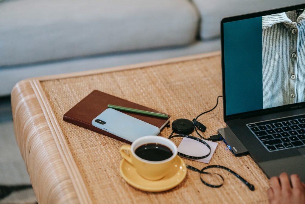 how to charge laptop without charger